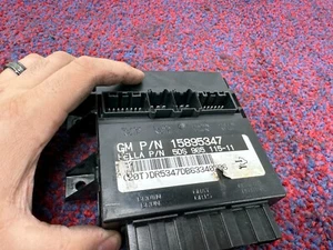CADILLAC ESCALADE ESV 6.2L 07-14 OEM FRONT POWER SEAT CONTROL MODULE COMPUTER - Picture 1 of 2