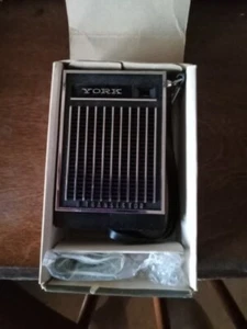Working York AM-60 Transistor Radio No breaks, cracks or chips - Picture 1 of 2