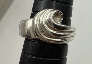 Sterling Silver 925 Dome Swirl Cocktail Ring, Size 7 Vintage - Picture 1 of 6