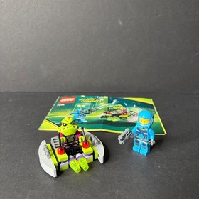Lego 7049 Space Alien Conquest ALIEN STRIKER Complete w/Instruction *Read*