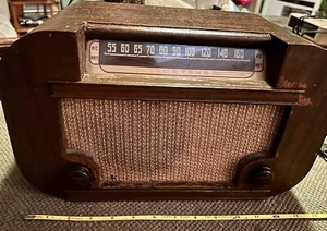 Antique Trutone Wood Case D 2622 Works! Read Description - Picture 1 of 9