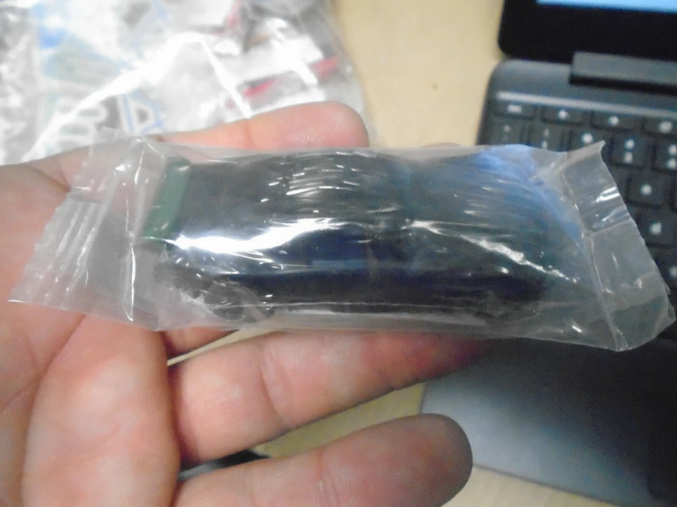 Hot Wheels Racing Circuit Coche Negro Caja de Cereales Juguete 2011 Coleccionable Nuevo  Foto 1 de 1