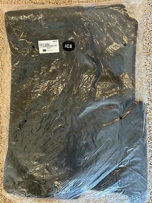 Alfombrillas negras nuevas OEM 2023 2024 Kia Sportage y Sorento DWF14 AU000 Foto 1 de 4