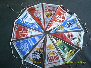 11 FANIONS VINTAGE FOOTBALL ALLEMAND STUTTGART FRANCFORT DUISBOURG COLOGNE - Imagen 1 de 3