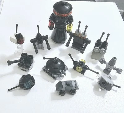 Vintage Lego STAR WARS Classic Space DROID Robot Bulk Lot Of 11 Mouse Medical - Image 1 of 3