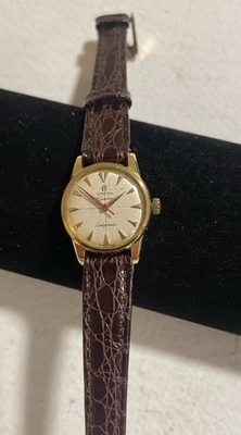 Reloj OMEGA Ladymatic Genève Automático Damas Chapado en Oro Correa de Cocodrilo Foto 1 de 4