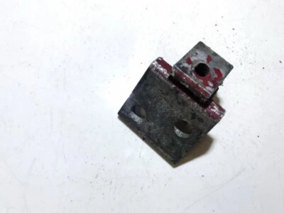 Bisagra puerta delantera Volkswagen Golf 1995 usada, original #714345-52 Foto 1 de 2