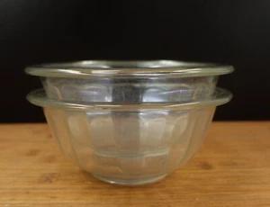 2 Vintage PYREX 322 Fluted Mixing Bowl - 1 Liter Made in USA - Picture 1 of 8
