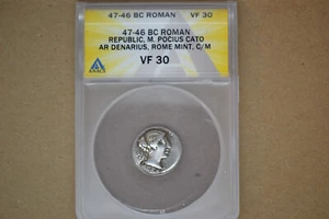 Roman Republic: M. Porcius Cato (47-46 BC). AR denarius (18mm). ANACS VF-30 - Picture 1 of 5