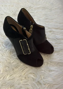 L.A.M.B. Black Suede Leather Peep Toe Pumps size 7 NWOT - Picture 1 of 10