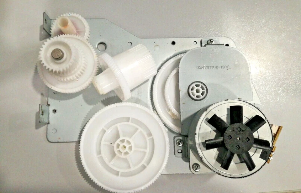 JC31-00037D INGRANAGGIO MOTORE x SAMSUNG SCX-4521 USATO  - Immagine 1 di 1