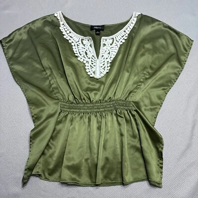 Vintage Satin Blouse Top XS Lace Trim Olive Green Flowy Flutter Fairy Grunge Y2K Foto 1 de 4