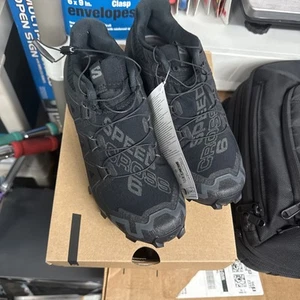 Salomon Speedcross 6 GTX Womens Size US size 7 Black new with box - Picture 1 of 6