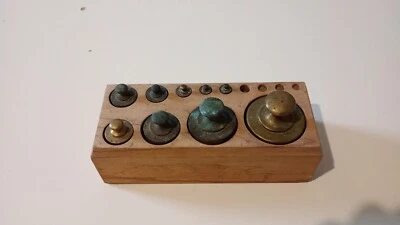 Boite de 9 poids laiton (10gr à 1kg) - Photo 1/4