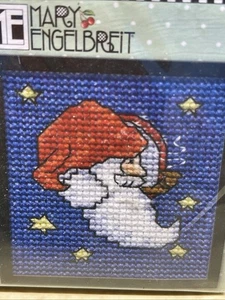 Bucilla Santa Claus Christmas Ornament Counted Cross Stitch Kit & Frame NIP - Picture 1 of 6