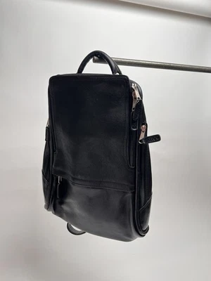 Mochila de cuero negra Latico Foto 1 de 4