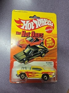 Hot Wheels - gelb mit roten Flammen '57 Chevy - Hot Ones #9638 - Vintage - Bild 1 von 4