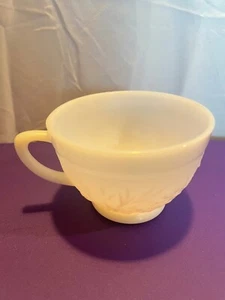 VINTAGE Milk Glass tea Cup - Picture 1 of 5