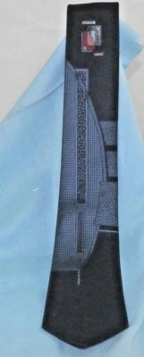 Corbata Hombre 55" Diseño Arquitectónico Negro Azul Colores Principales USA Bugle Boy Foto 1 de 4