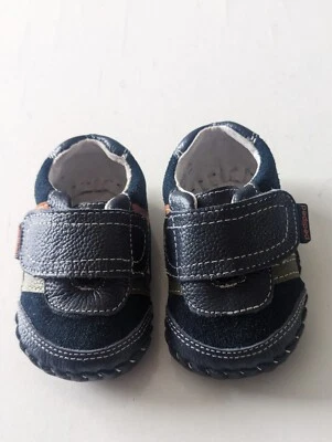 Zapatillas niño talla 0-6. Cuero artesanal suave y saludable. Negro. Jimmy 0733 Foto 1 de 4