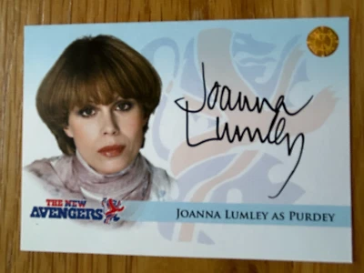 THE NEW AVENGERS COLLECTION: AUTOGRAPH CARD: JOANNA LUMLEY NAJL XX/50 - Image 1 of 2