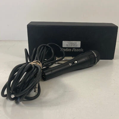 Radio Shack 33-3002 Unidirectional Dynamic Microphone Imp. 500Ω w Case And Cord - Image 1 of 4