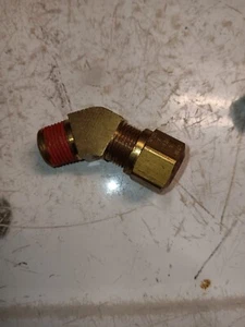 1480x8 Male Connector 45° Elbow | 1/2" Tube OD x 3/8" Male Pipe | Brass - Picture 1 of 1