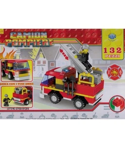 Costruzioni Giocattolo Per Bambini Camion Dei Pompieri Con Personaggio 132 Pz - Foto 1 di 2