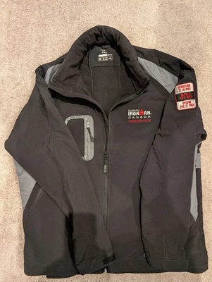 Jaqueta IRONMAN Canada Finisher Zorrel tamanho XL - Imagem 1 de 4