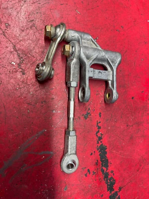 Ski-Doo Renegade 900 Enduro Gen 4 Grand Touring palanca inversa acoplamiento Foto 1 de 3