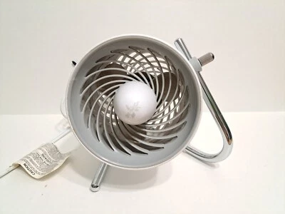 Mini Ventilador Vornado Pivote Velocidad Circulador Estilo Aviación Blanco Escritorio Oficina Foto 1 de 4