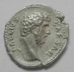 AELIUS CAESAR SILVER DENARIUS 136-139AD - Picture 1 of 2