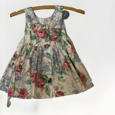 Vestido de Verano Niña Talla 2T Sin Mangas Flores Botones Decorativos Hecho a Mano EE. UU. Foto 1 de 4