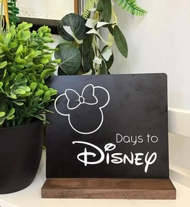 Holiday countdown chalkboard - Picture 1 of 3