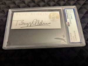 BUZZ ALDRIN SIGNED Cut Autograph - PSA/DNA SLABBED - (Apollo 11 Moon Walker)! - Bild 1 von 2