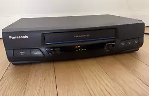 Panasonic Omnivision VCR VHS Video Cassette Recorder PVQ-V200 for Parts/Repair - Picture 1 of 12