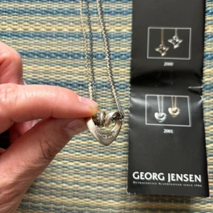 Georg Jensen Year Heart Shaped Pendant Necklace 2001 Women's Unused New - Picture 1 of 3