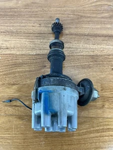1968/1969/1970-1974 Original Ford Autolite 390 Distributor C8AF-12127 - Picture 1 of 13