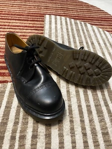 READ Vintage Dr. Martens Cap Toe Shoes ENGLAND AW04 Platform Sole UK 12 / US 13 - Picture 1 of 18