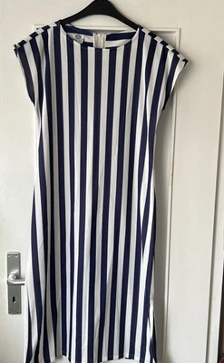 Sommerkleid - Bild 1 von 4