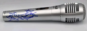 MICRÓFONO FIRMADO MYKE TOWERS UG COA LALA LA CURIOSIDAD ISLAND BOYZ - Imagen 1 de 3