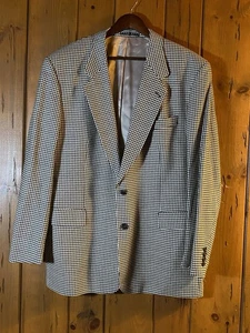 VINTAGE Hugo Boss 48R Pure New Wool Blazer Houndstooth Plaid Black White USA - Picture 1 of 9