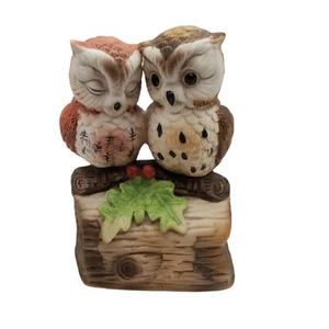 Royal Crown Musical Owls Figures Ceramic 1983 Raindrops Keep Falling On My Head - Picture 1 of 9