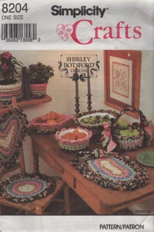 8204 SIMPLICITY CRAFTS RAG CROCHET HOME DECORATING PROJECTS 10 DESIGNS - Image 1 of 1