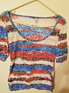rue 21  juniors size L blouse 25 L 19 across front chest pit to pit  red blue wh - Picture 1 of 10