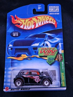 2002 Hot Wheels Treasure Hunt Mini Cooper - Image 1 of 4