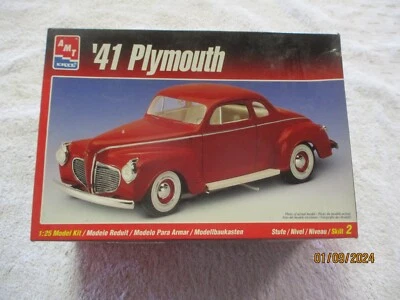 AMT ERTL 1941 PLYMOUTH 1:25 SCALE MODEL KIT BOX ONLY 1997 VINTAGE ORIGINAL - Image 1 of 3