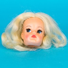 Vintage Pedigree blonde Sindy doll 1970s Trendy Girl blonde head