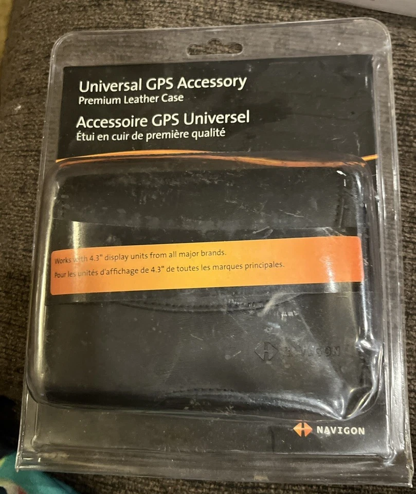 Navigon GPS Premium Leather Case 4.3 Display Units Universal Accessory (2008) - Image 1 of 2