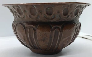 Antico recipiente in Rame sbalzato circa 1600 pezzo unico - Imagen 1 de 10
